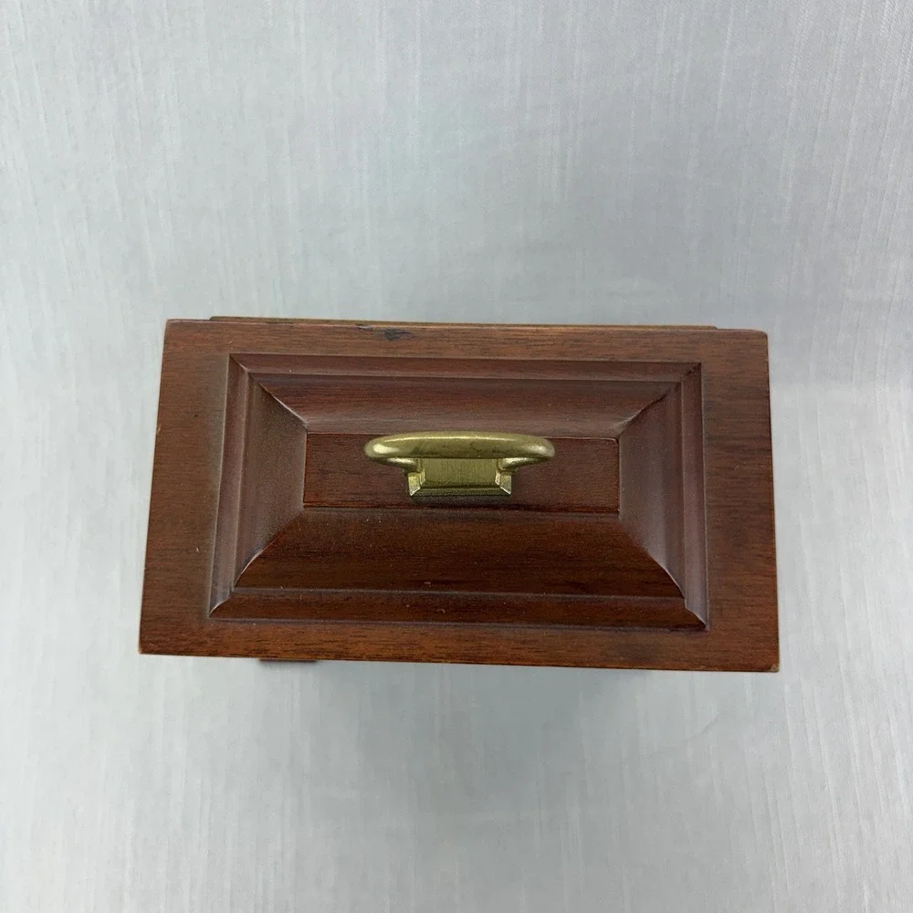 Seth Thomas Exeter Mantel Clock Westminster Chime‎ 8-Day Keywound Wood Case